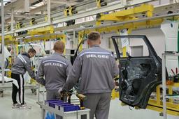 Белорусский завод, на котором собирают Geely Atlas Pro, Geely Coolray и Geely Tugella, приостанавливает работу до апреля