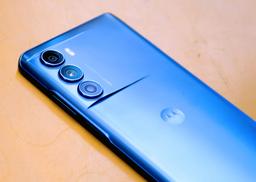 Motorola возвращается? Компания впервые заняла третье место на рынке смартфонов США