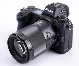 Объектив Yongnuo YN85mm F1.8Z DF DSM предназначен для камер Nikon Z