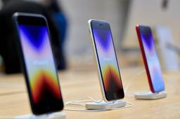 Производитель iPhone останавливает заводы из-за сильнейшей за последние два года вспышки коронавируса