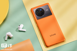 AMOLED, 120 Гц, Snapdragon 8 Gen 1 или Dimensity 9000, оптика Zeiss и 80 Вт. Стартовали продажи Vivo X80 и Vivo X80 Pro