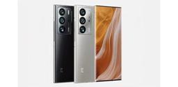Самый нетипичный флагман на Snapdragon 8 Gen 1 – с подэкранной фронтальной камерой и тройной 64-мегапиксельной основной. ZTE Axon 40 Ultra на рендере в полный рост