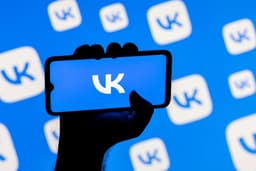 Бета-версия магазина приложений RuStore, разрабатываемого VK, будет запущена 25 мая. Это ещё одна российская альтернатива Google Play
