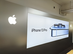iPhone 13 Pro рекордно подешевел в России