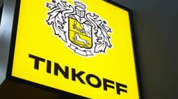 «Тинькофф банк» вводит комиссию в 200 долларов за входящие SWIFT-переводы и устанавливает минимальный порог для исходящих — 20 тысяч долларов