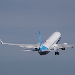 Boeing снижает прогноз по поставкам самолётов на перспективу. Из него убраны 1540 самолётов для России