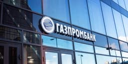 «Газпромбанк» вводит комиссию в 3% за любые SWIFT-переводы и 6,2% годовых — за обслуживание валютных счетов в долларах и евро