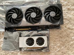Крошечная видеокарта Intel позирует рядом с монструозной GeForce RTX 3090 Ti