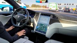 Директор Tesla по искусственному интеллекту уходит из компании. Андрей Карпати сделал автопилот электромобилей Tesla одним из самых передовых