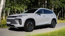 В России вышла улучшенная версия Exeed TXL: на разницу в цене можно купить Lada Granta