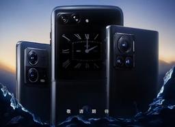 Три флагмана Motorola впервые позируют вместе на официальном изображении