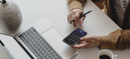 Приложение «Салют» СберБанка удалили из App Store