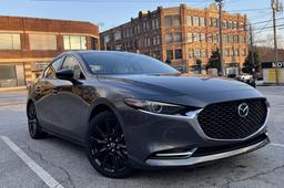 Представлены новые Mazda3 и Mazda CX-30: система M Hybrid, уменьшенный расход топлива и увеличенный запас хода