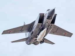 Новейший истребитель МиГ-31И и семь беспилотников покажут на форуме «Армия-2022» на следующей неделе в Подмосковье