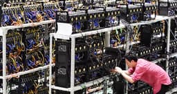 Крупная японская финансовая компания SBI Holdings закроет проект по добыче криптовалют в России и распродаст оборудование