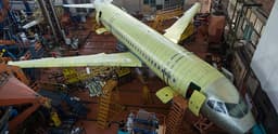 Завершается сборка первого опытного образца отечественного самолёта SSJ New