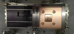 Фото системы охлаждения GeForce RTX 4090 удивляют количеством тепловых трубок