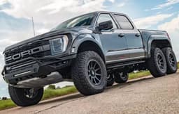 Велоцираптор мощностью 566 л.с. Представлен шестиколесный VelociRaptor 6x6 на базе народного американского пикапа Ford F-150