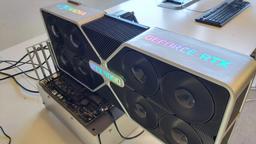 GeForce RTX 4090 в первом тесте почти вдвое быстрее RTX 3090, и карта огромна. Но пока эти данные от непроверенного источника