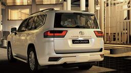 Покупатели Toyota Land Cruiser могут сэкономить миллион рублей и даже больше — всё благодаря Казахстану