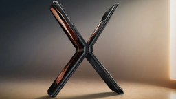 «С такой ценой их продадут штук 5. Может быть 6» — хитовая раскладушка Moto Razr 2022 окажется заметно дороже Samsung Galaxy Z Flip4 в Европе