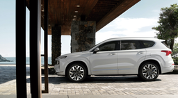 У российских дилеров появились Hyundai Santa Fe и Tucson из Южной Кореи с заводской гарантией. Названы цены