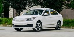 В Москве открыли первый автосалон Evolute, там пока есть только одна модель бренда