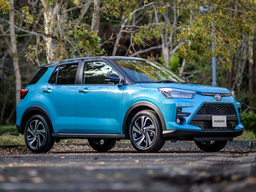 В России впервые начались продажи Toyota Raize