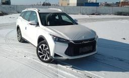 В РФ выставили на продажу Dongfeng Aeolus Yixuan GS — аналог универсала Skoda Octavia. Сколько за него просят?