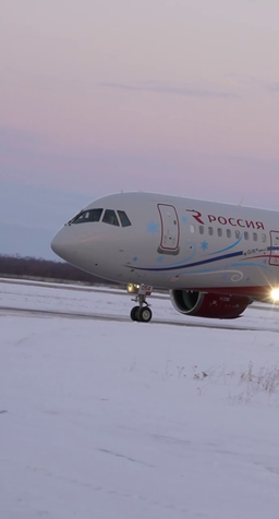 Вице-премьер Мантуров совершил полёт на борту новейшего МС-21 авиакомпании «Россия». На кадрах показали самолёт изнутри