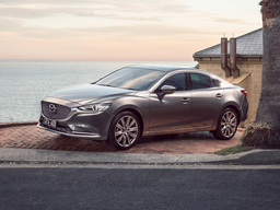 Mazda6 снова приехала в Россию. Теперь под названием Mazda Atenza