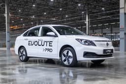 Evolute возглавил рынок электромобилей, произведённых в России, продав 452 машины