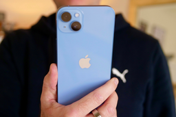 Смартфон iPhone 14 Plus подешевел в России более чем на 25% с момента старта продаж