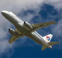Роскосмос импортозаместил комплектующие для отечественного самолёта SSJ New