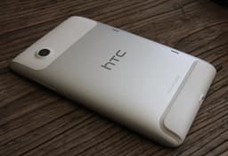 Новое устройство HTC получит большой экран и камеру необычного разрешения. К выходу готовится планшет A102