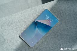 Это Meizu 21 с белой рамкой. Первое официальное фото флагмана