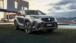 В России начали продавать большой 7-местный кроссовер Toyota Crown Kluger. Сколько просят за переименованный Higlander?