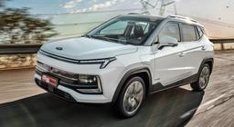 Немцы протестировали JAC JS4, копией которого стал «Москвич 3е». Журналисты AutoBild отметили много минусов