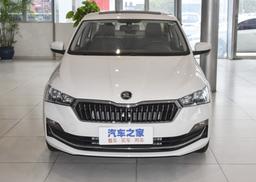 Skoda Rapid вновь появился в продаже в России. За сколько теперь можно купить популярный лифтбэк?