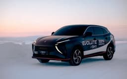 Стало известно, когда стартуют продажи российского электрического кроссовера Evolute i-Sky 