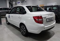 О Lada Granta Club и Quest можно забыть до лета. АвтоВАЗ не может оперативно возобновить выпуск этих версий из-за нехватки парктроников