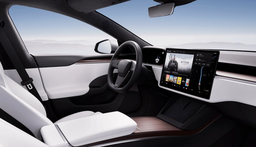 Штурвал не прижился. Владельцы Tesla ринулись скупать круглые рули и раскупили все запасы за несколько дней
