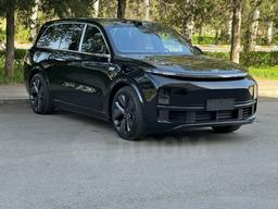Лучший китайский автомобиль 2022 года существенно подорожал в России. Дилеры объявили цены 449-сильного кроссовера Li Auto L9 2023