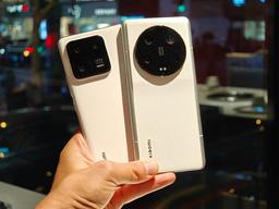 Xiaomi 13 Ultra впервые сравнили с Xiaomi 13 Pro и показали возможности зума. Подборка новых фотографий