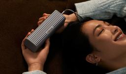 Xiaomi показала колонку Xiaomi Sound Move перед анонсом