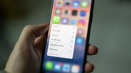 В WhatsApp для iPhone появился инструмент для создания стикеров