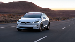 Tesla признали виновной в нарушении прав сотрудников
