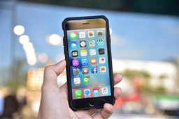 Apple спешит выпустить спасительный iPhone 9