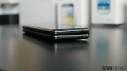 Путаница с Samsung Galaxy Z Flip