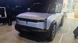 1000 км без подзарядки, автопилот, распознавание по лицу и брутальный дизайн. Chery iCar 03 впервые показали без камуфляжа на дорогах общего пользования